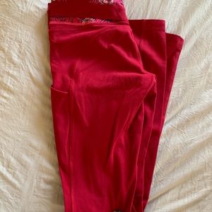 Red Lululemon leggings
